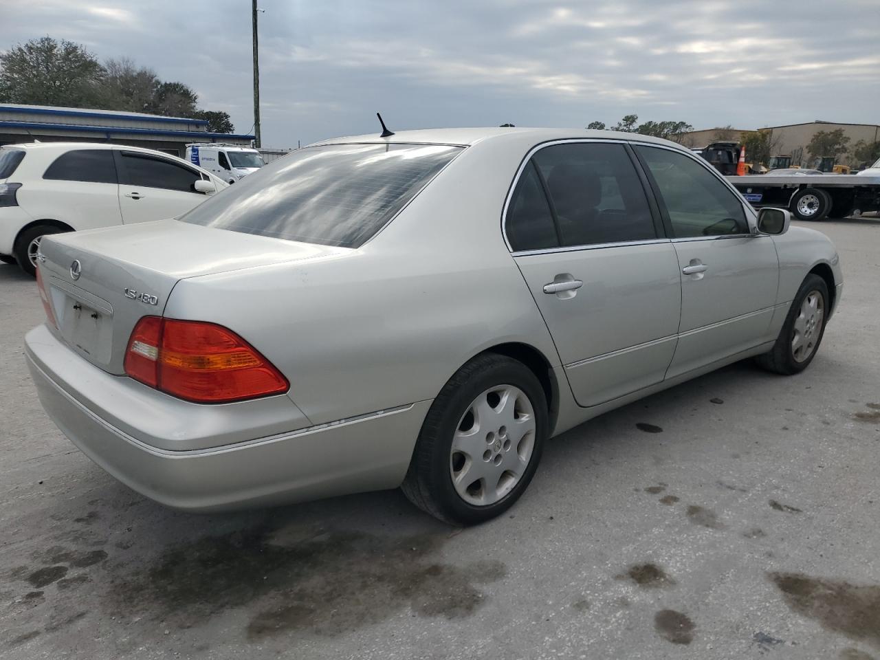 2003 Lexus LS - Image 3