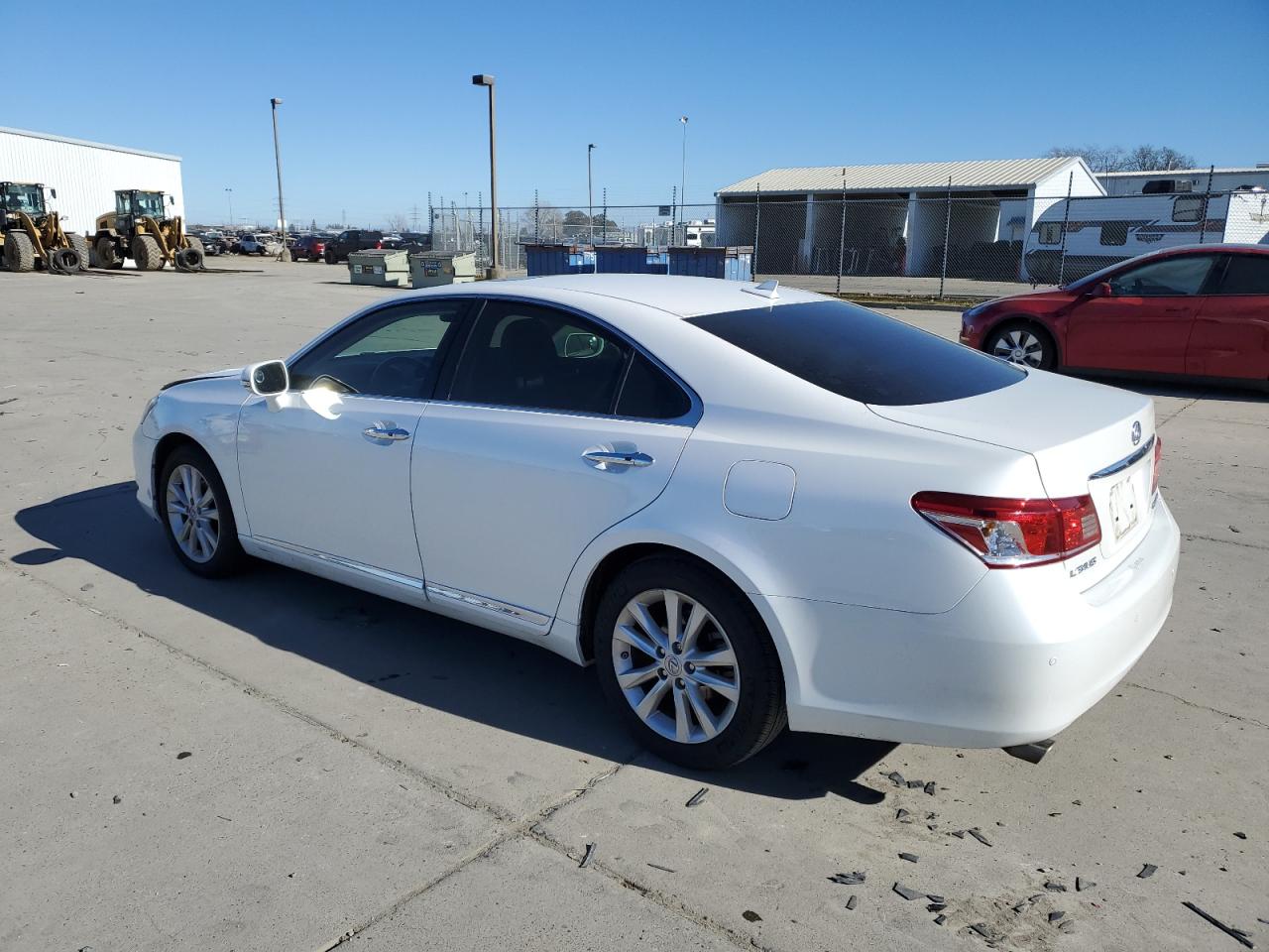 2010 Lexus ES - Image 2