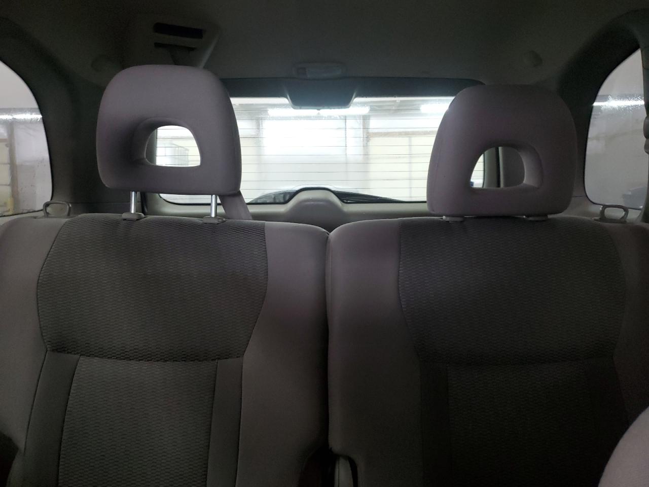 2004 Toyota RAV 4 - Image 10