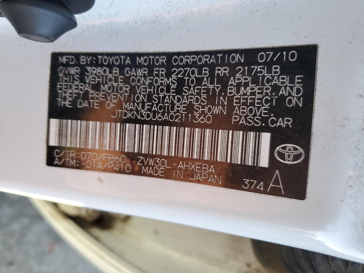 2010 Toyota Prius - Image 12