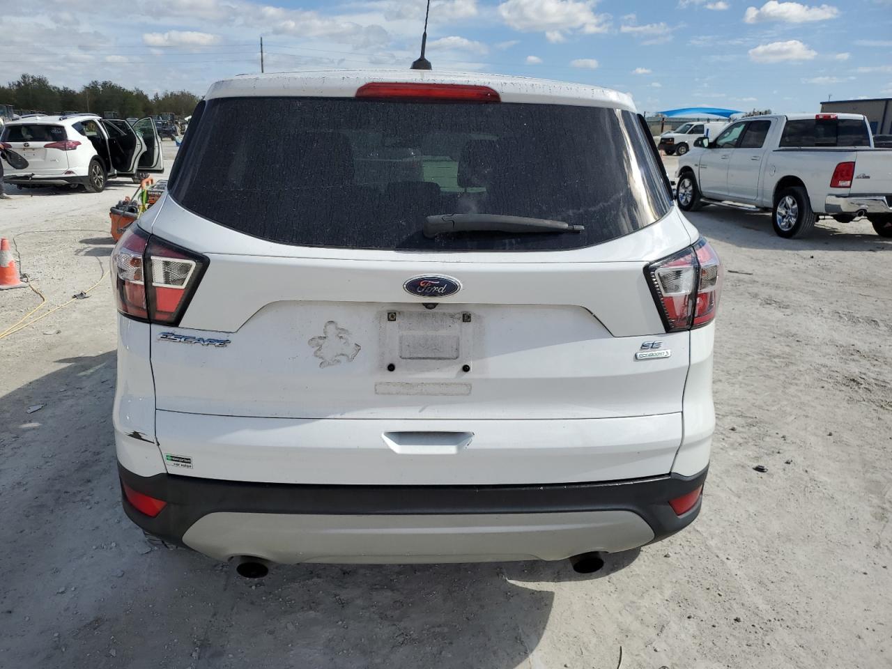 2017 Ford Escape - Image 6