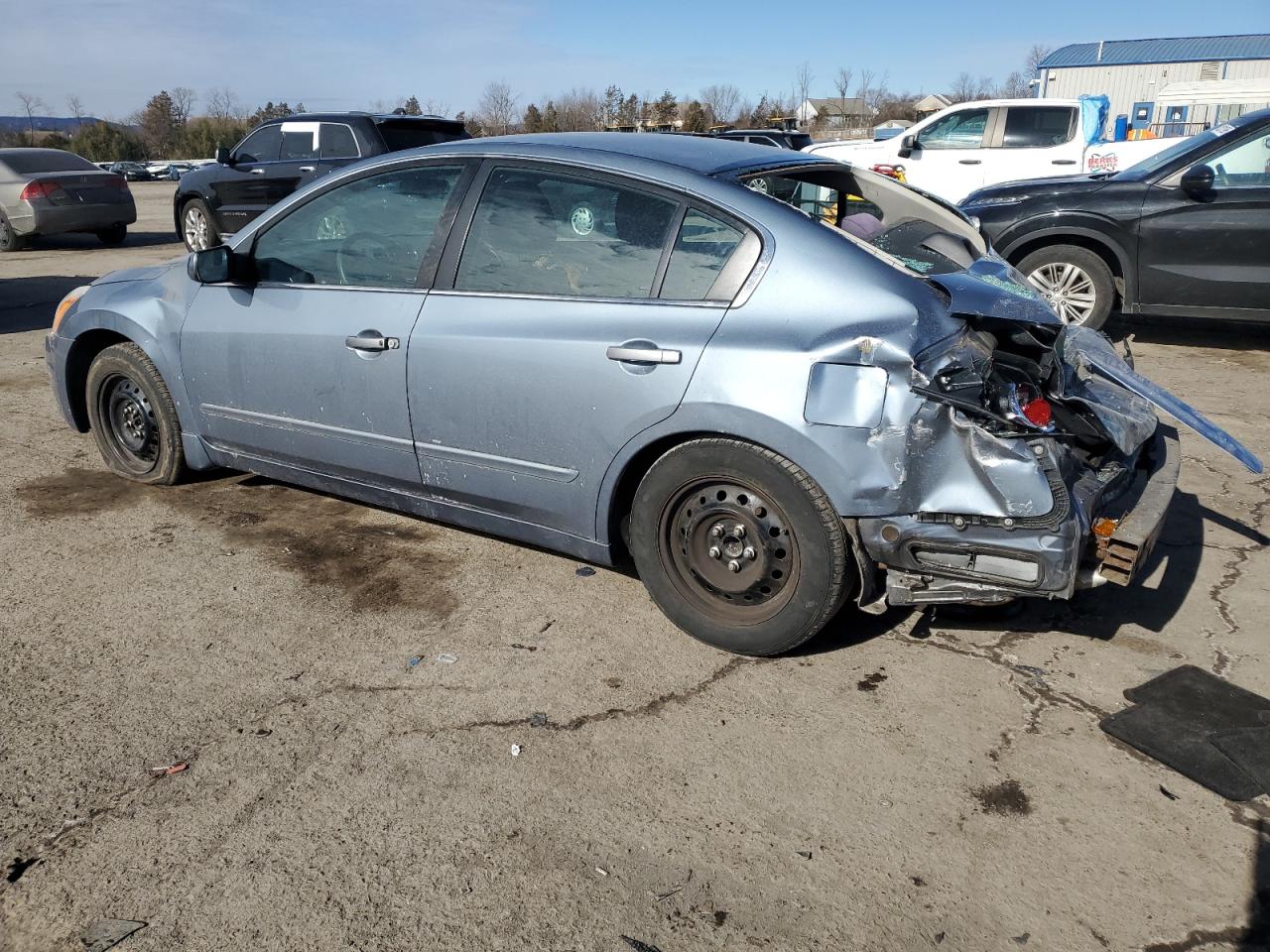 2010 Nissan Altima - Image 2