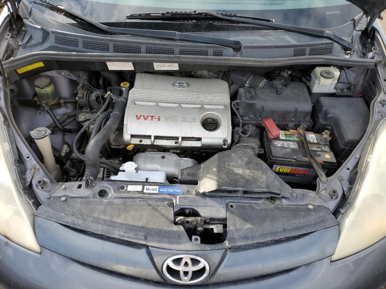 2006 Toyota Sienna - Image 12