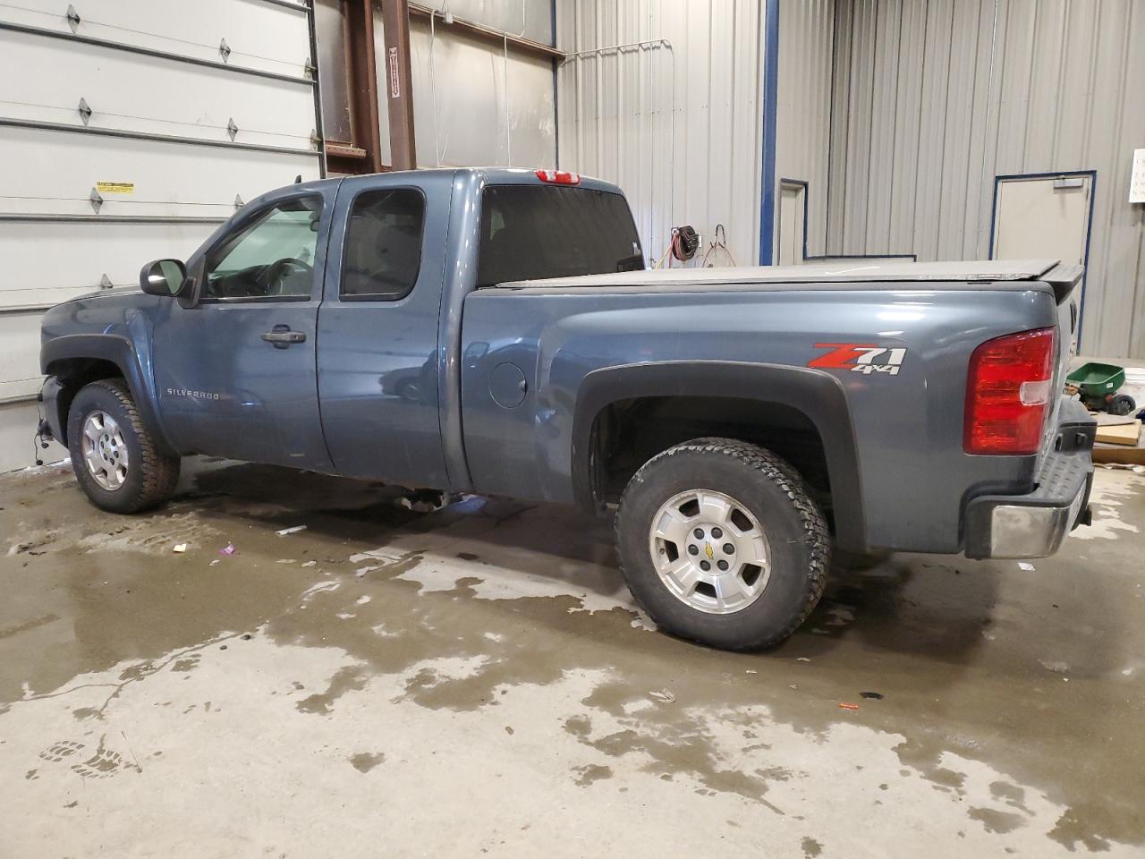 2012 Chevrolet Silverado - Image 2