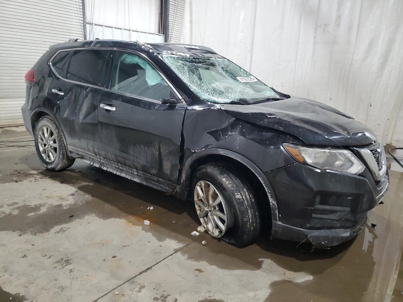 2018 Nissan Rogue - Image 4