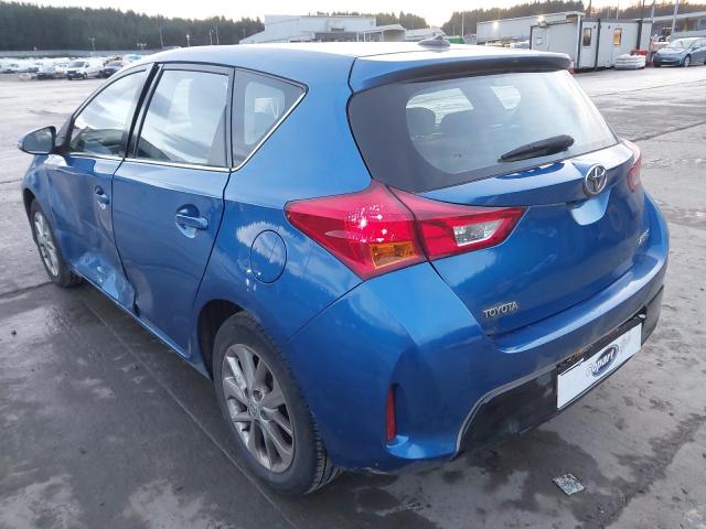 2013 TOYOTA AURIS ICON