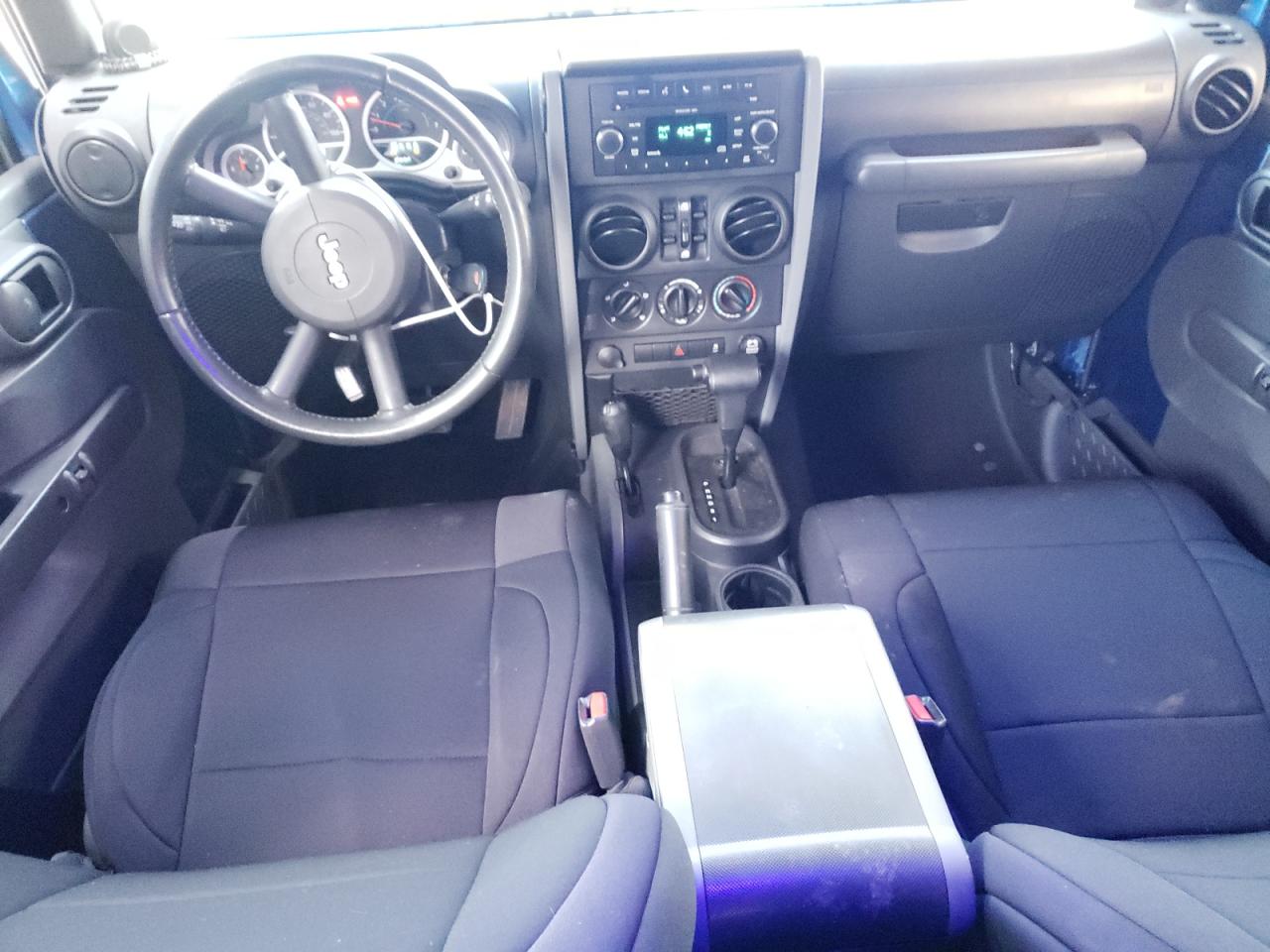 2010 Jeep Wrangler - Image 8
