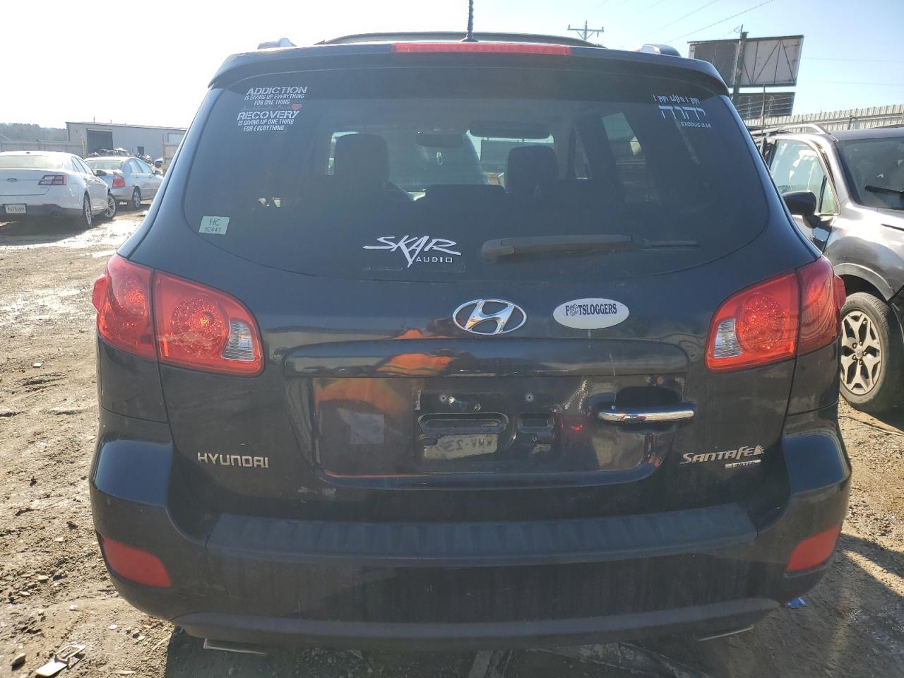 2009 Hyundai Santa Fe - Image 6
