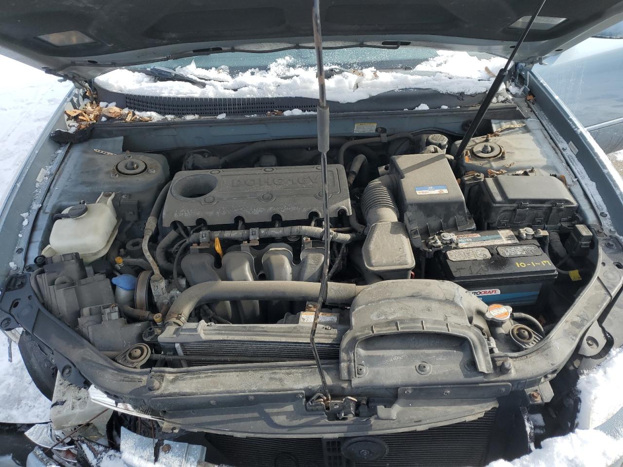 2010 Hyundai Sonata - Image 11