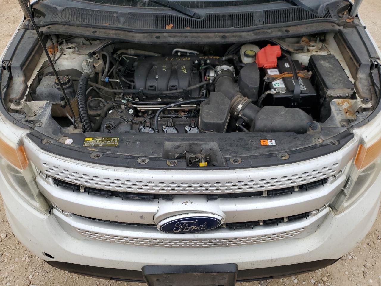 2012 Ford Explorer - Image 11