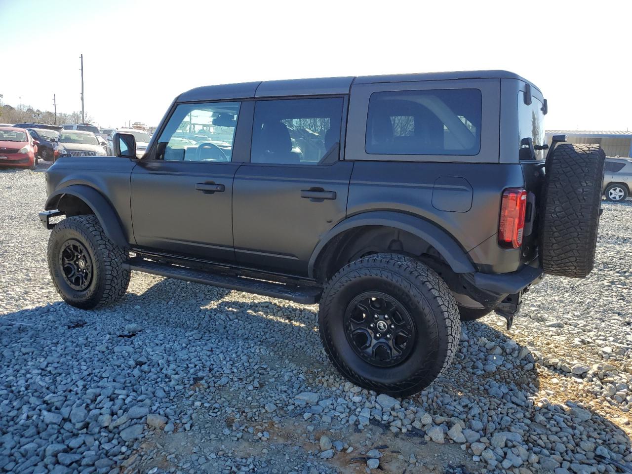 2022 Ford Bronco - Image 2