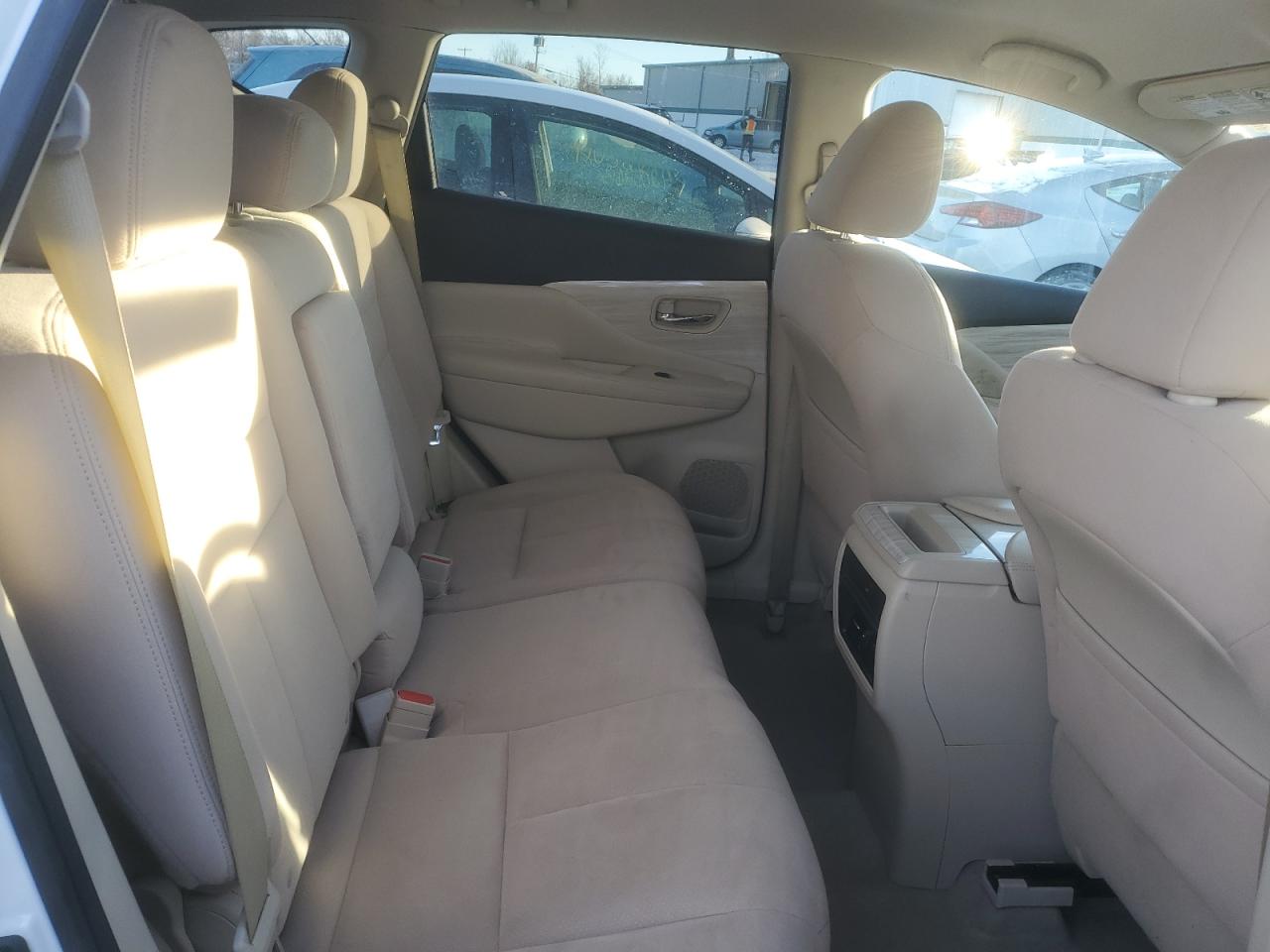 2015 Nissan Murano - Image 11