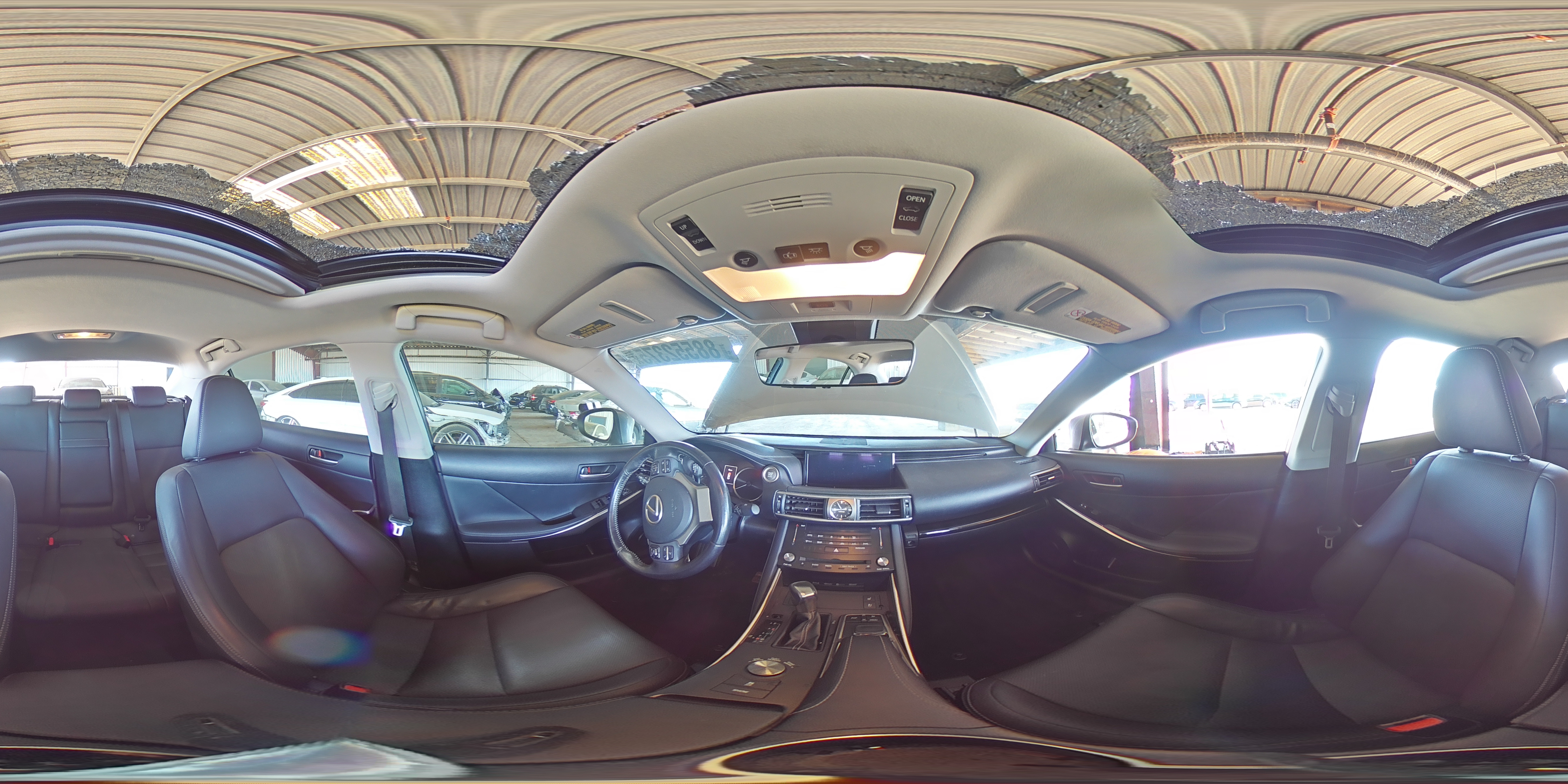 2017 Lexus IS - Image 13