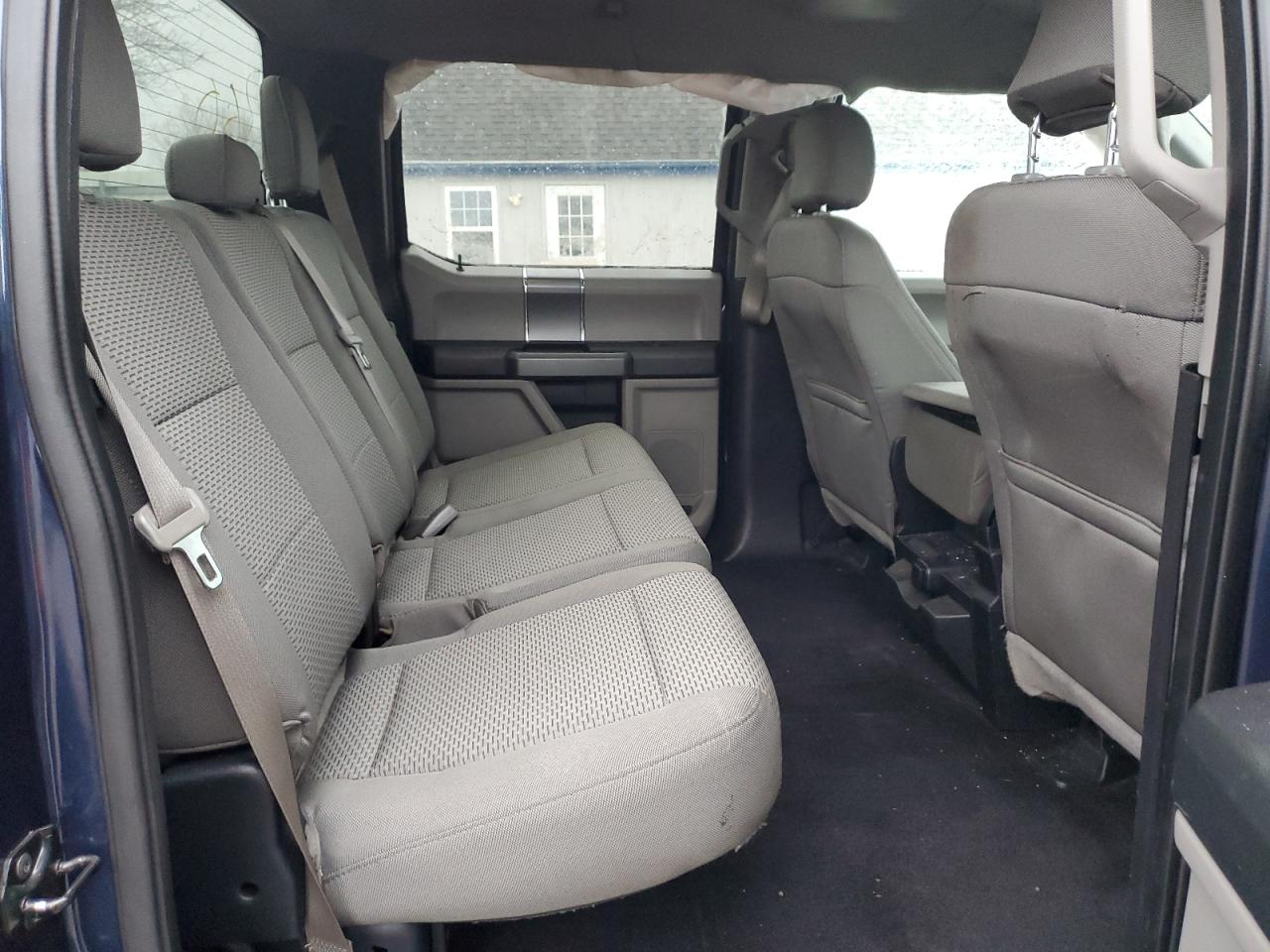 2016 Ford F-150 - Image 11