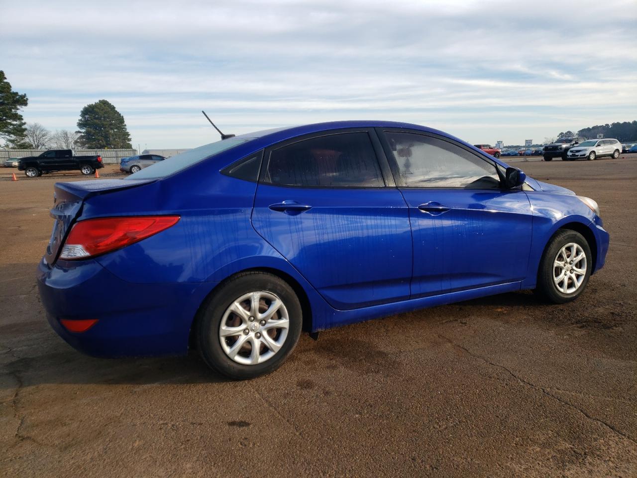 2014 Hyundai Accent - Image 3