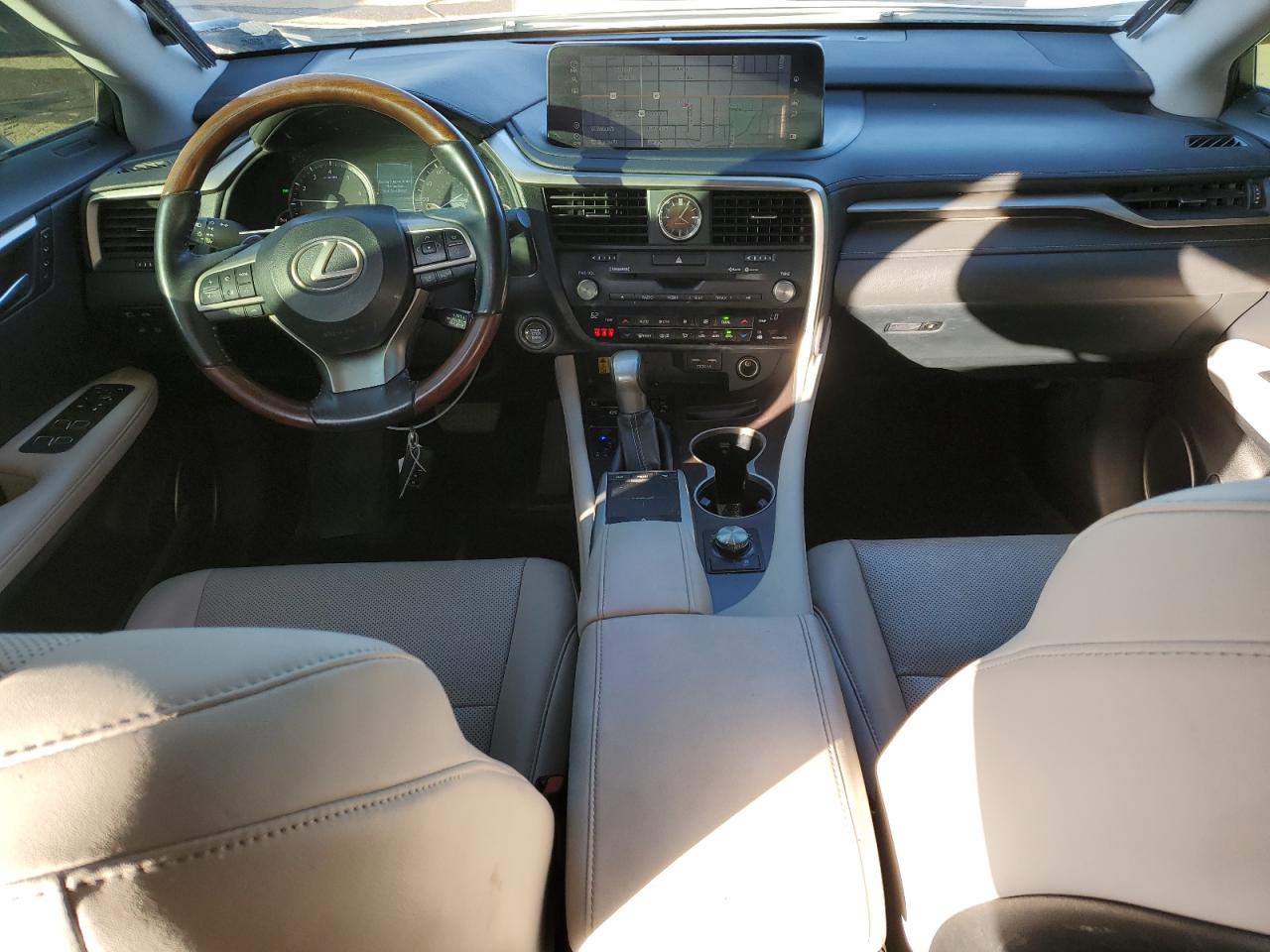 2021 Lexus RX - Image 8