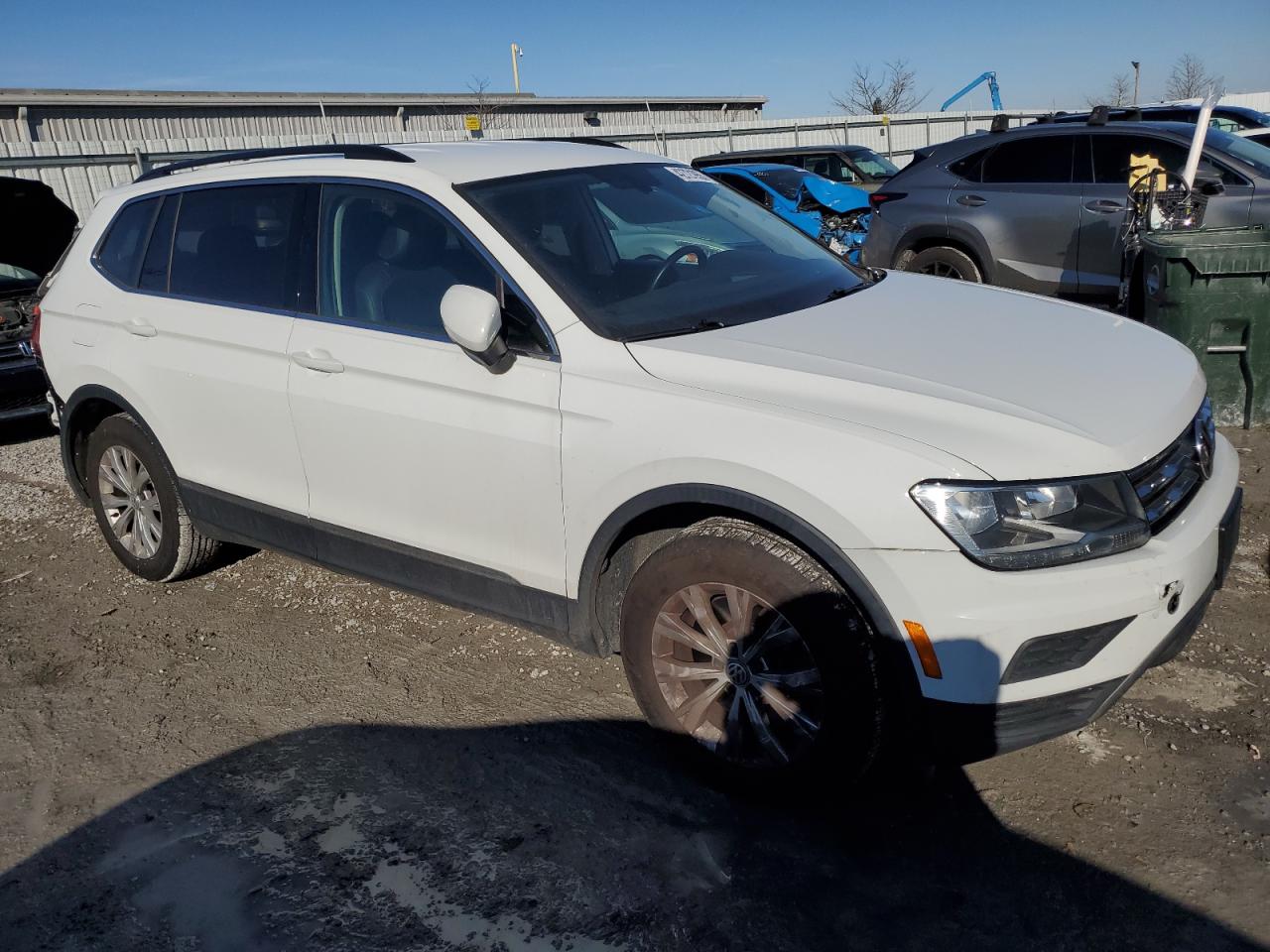 2018 Volkswagen Tiguan - Image 4