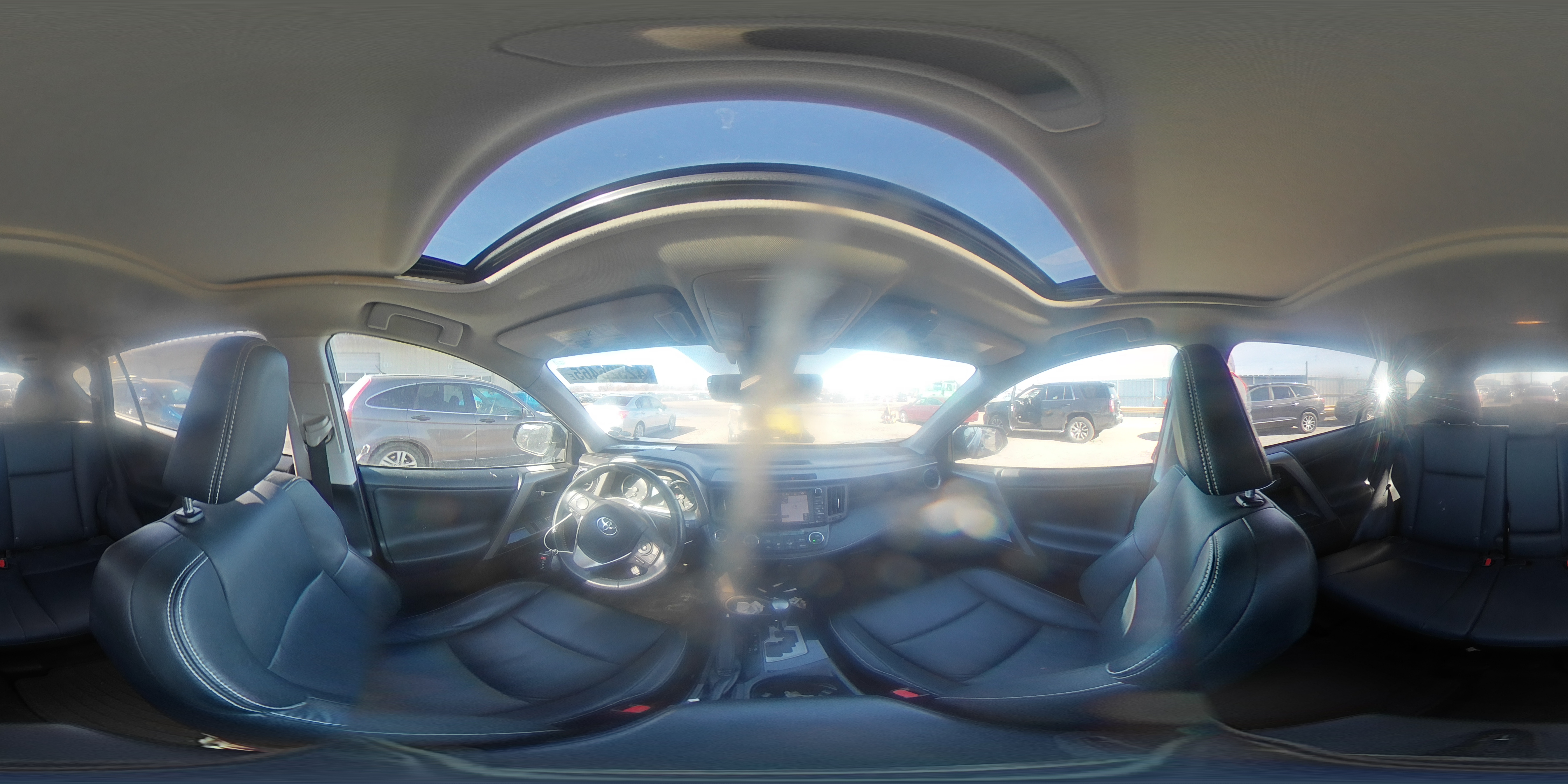 2016 Toyota RAV 4 - Image 14
