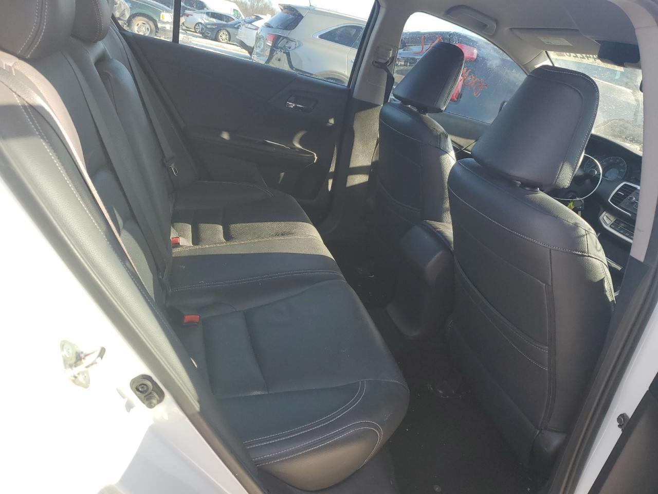 2015 Honda Accord - Image 10