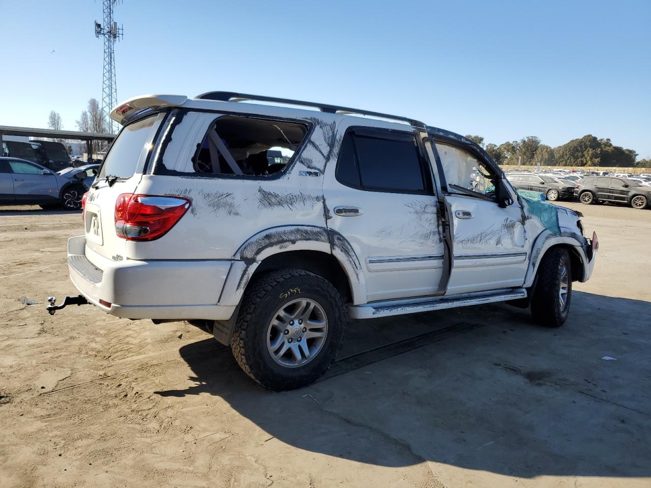 2005 Toyota Sequoia - Image 3