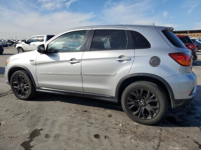  MITSUBISHI OUTLANDER 2018 Silver