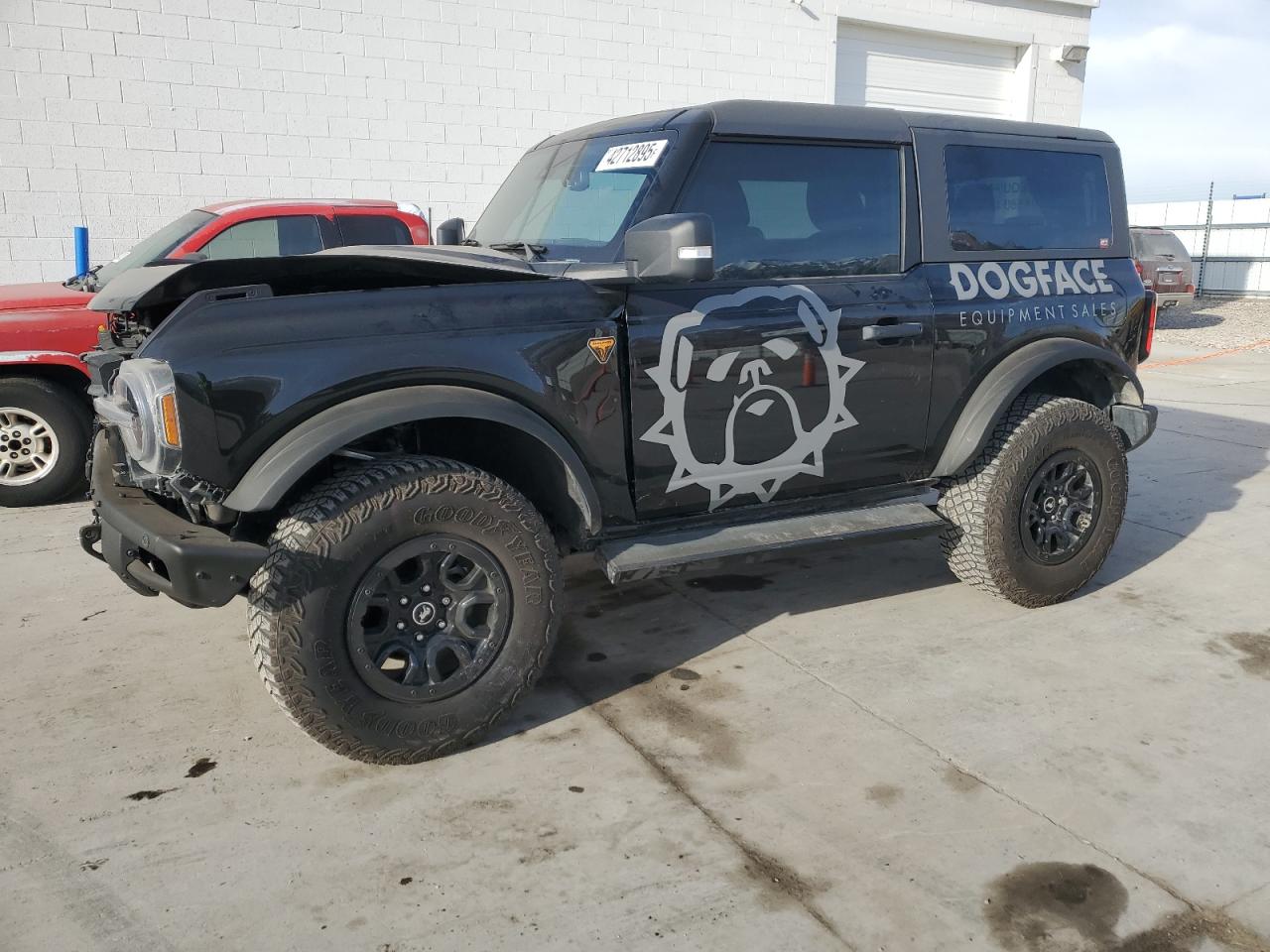 2023 Ford Bronco - Image 1