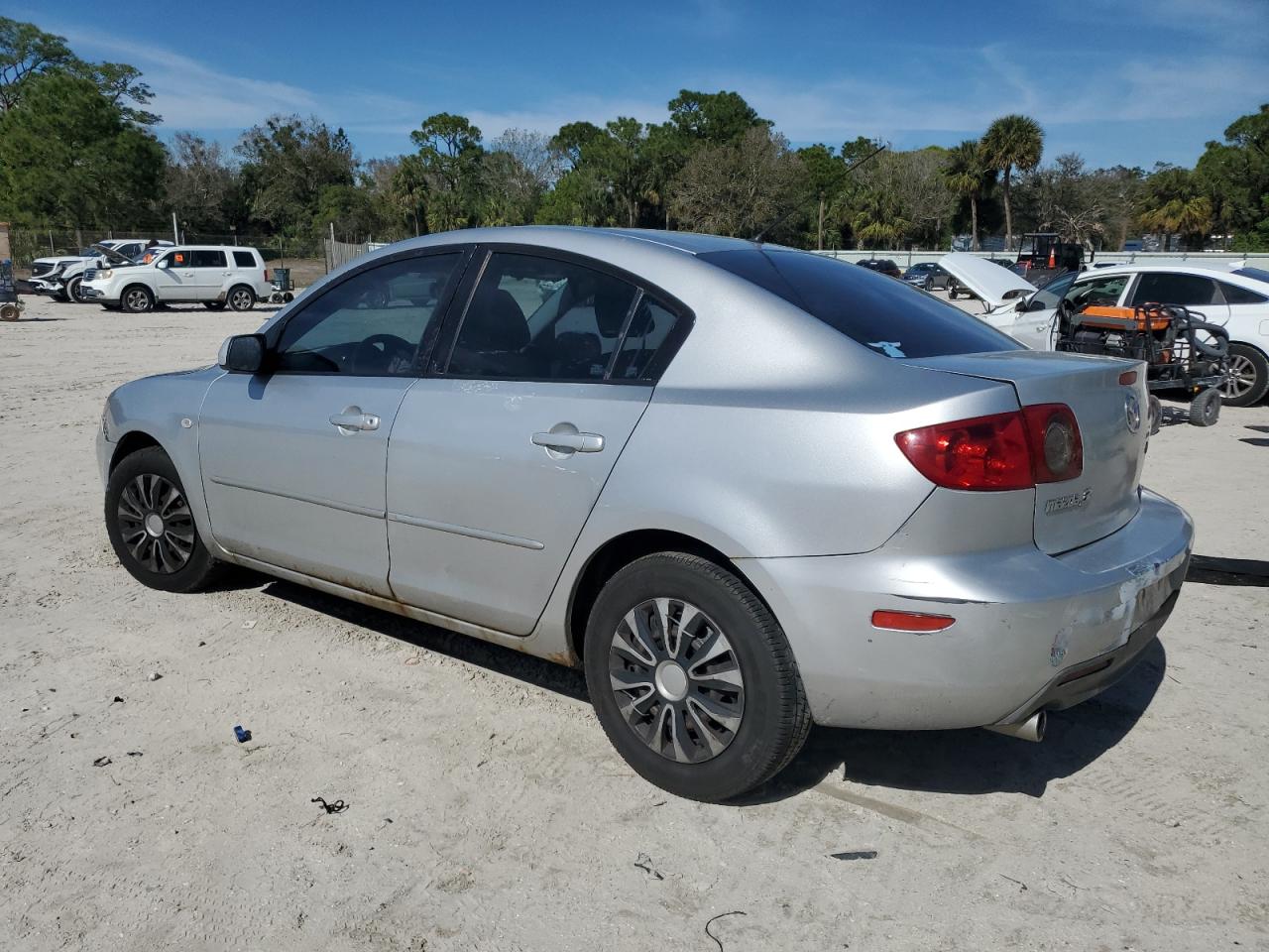 2006 Mazda 3 - Image 2