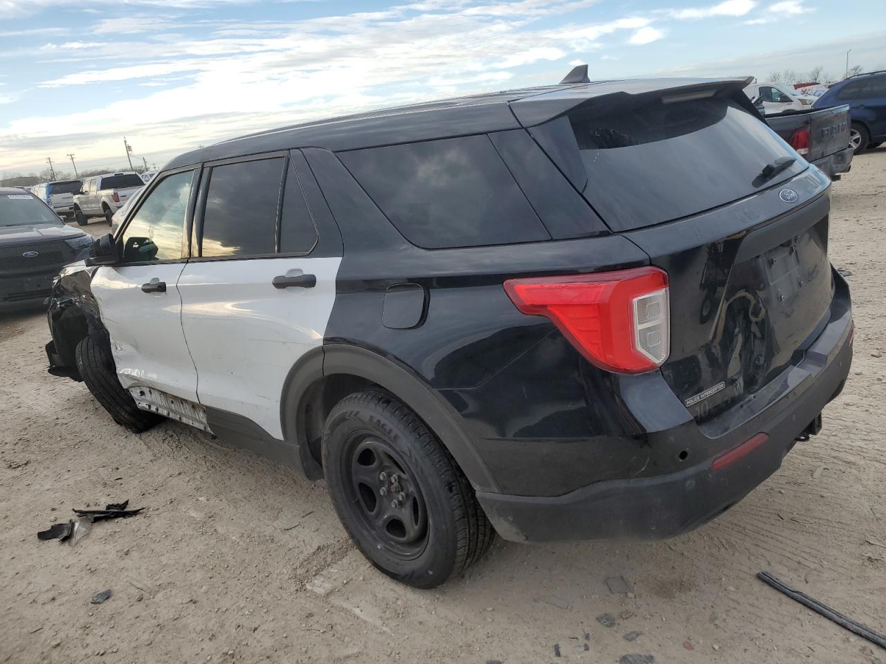 2021 Ford Explorer - Image 2