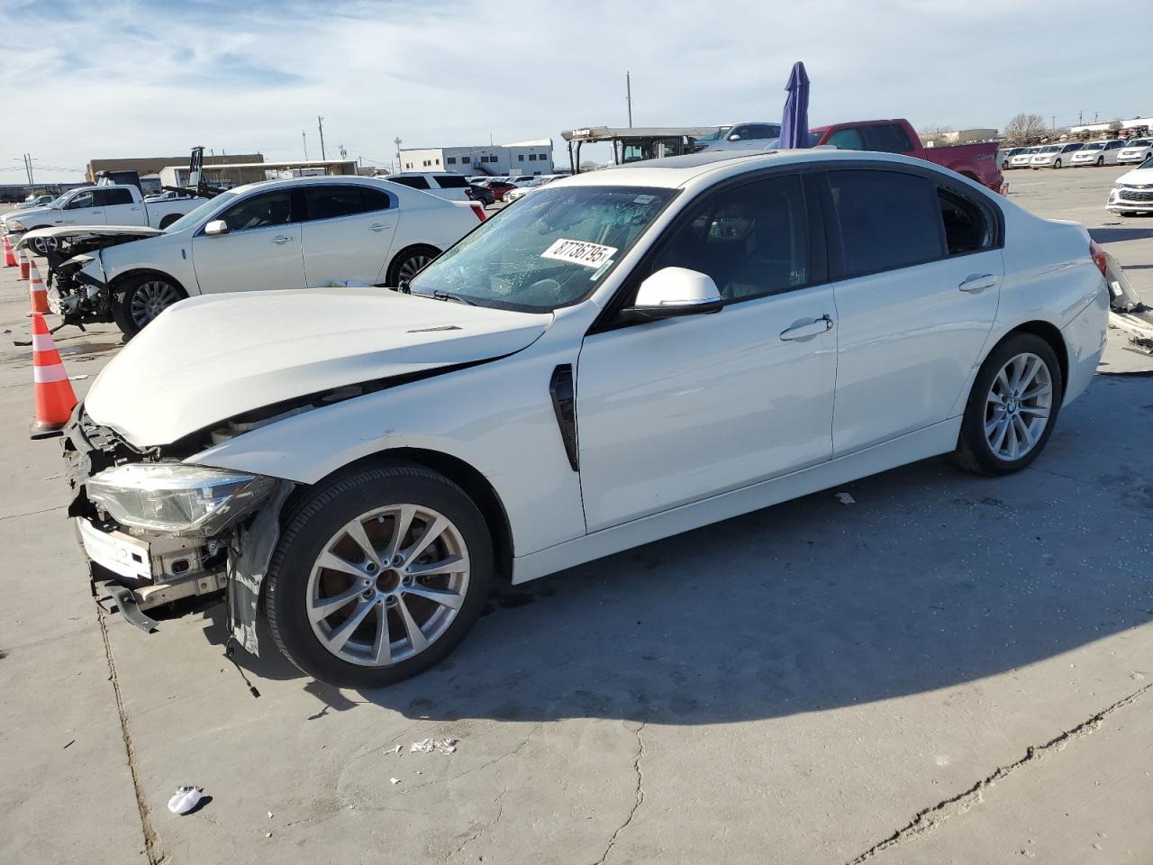 VIN WBA8A9C54JAD28156 2018 BMW 3 SERIES no.1