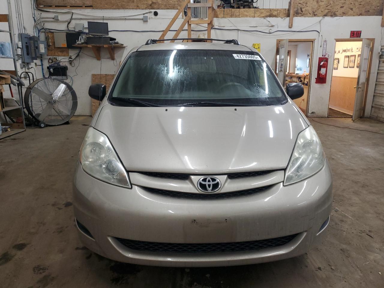 2006 Toyota Sienna - Image 5