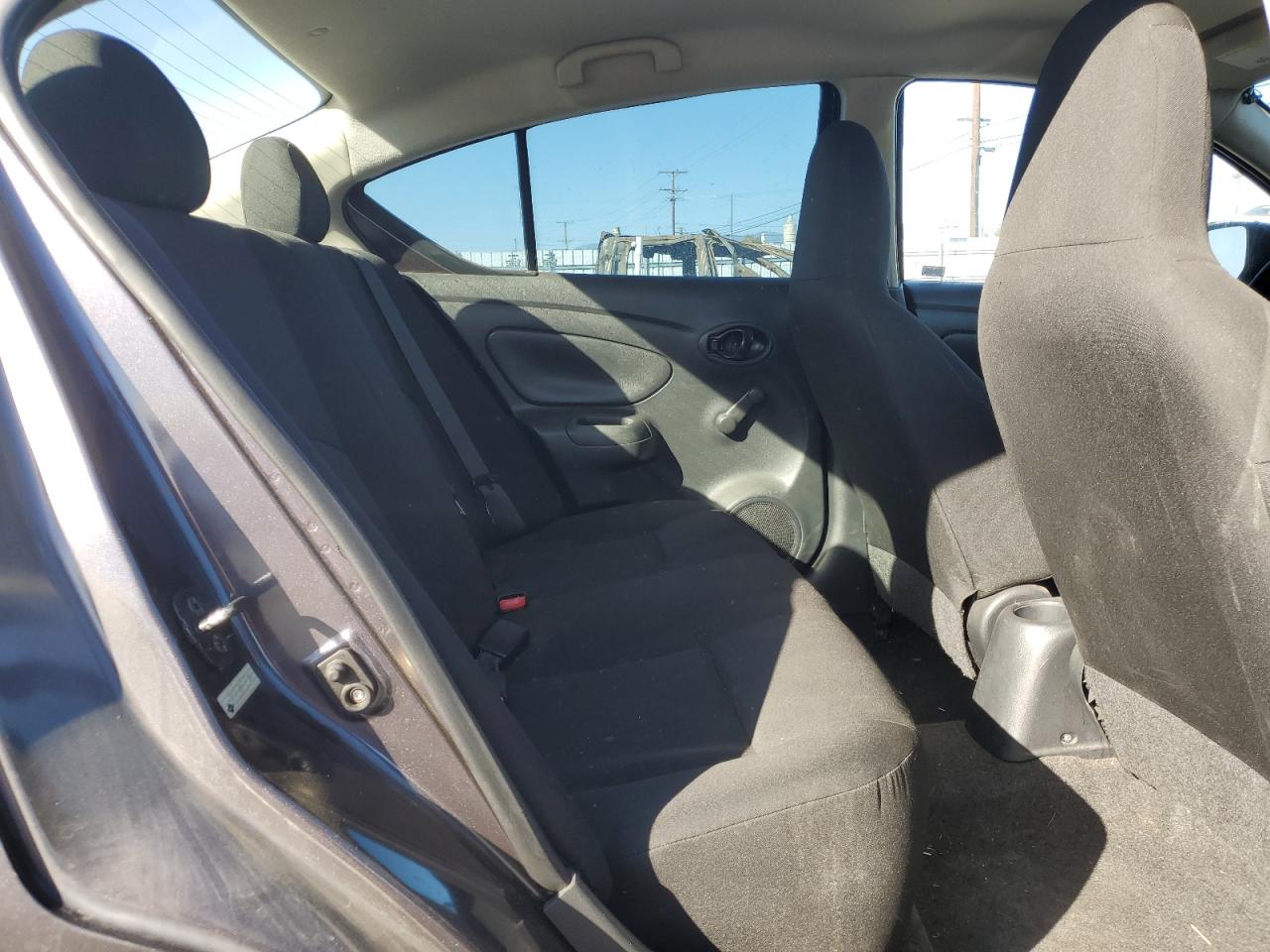 2015 Nissan Versa - Image 10