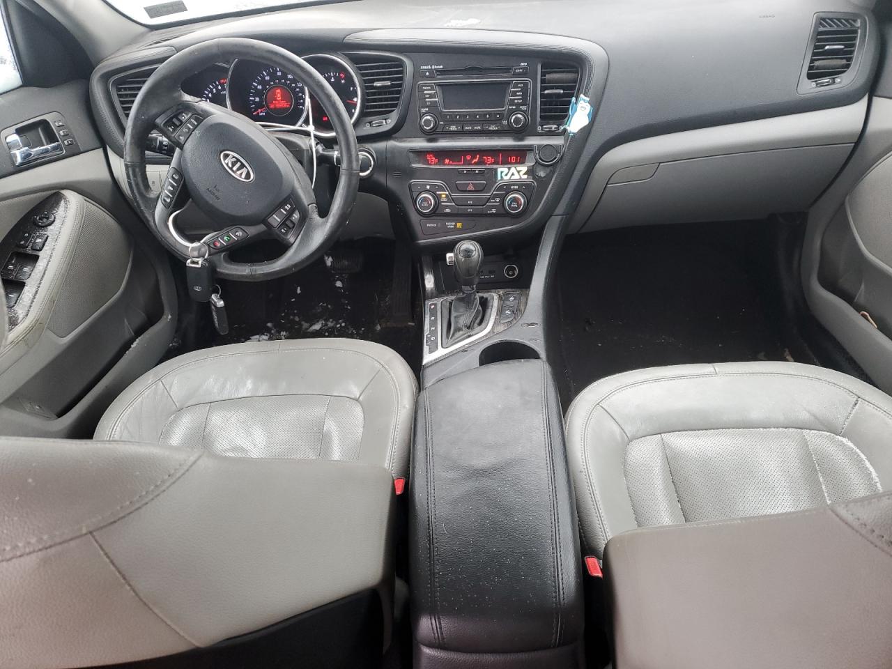2011 Kia Optima - Image 8