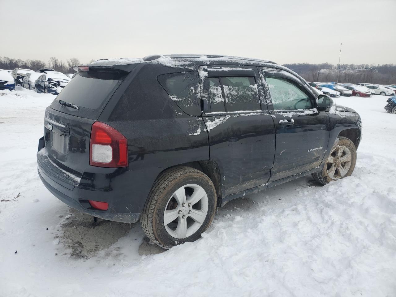 2016 Jeep Compass - Image 3