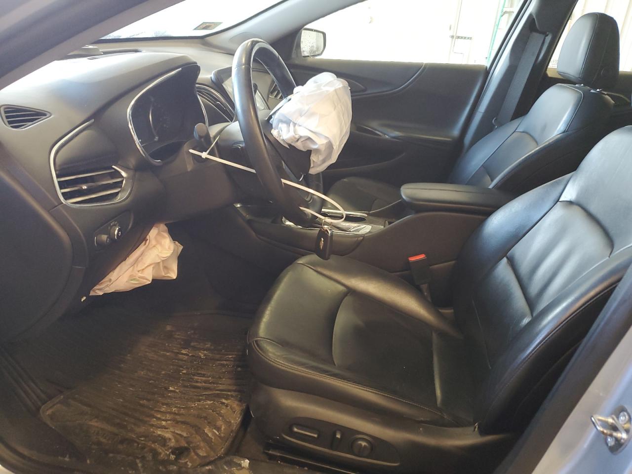 2017 Chevrolet Malibu - Image 7