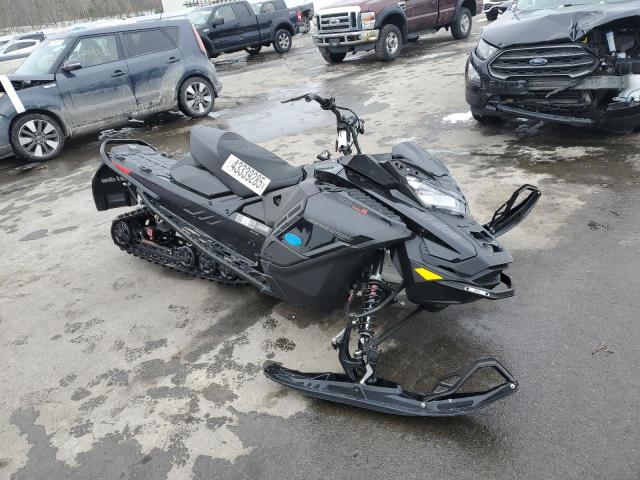 2023 Skidoo Renegade