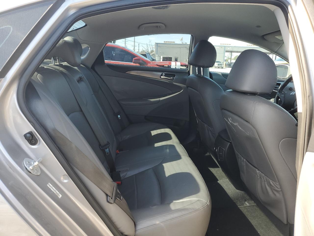 2013 Hyundai Sonata Hybrid VIN: KMHEC4A48DA098065 Lot: 42822575