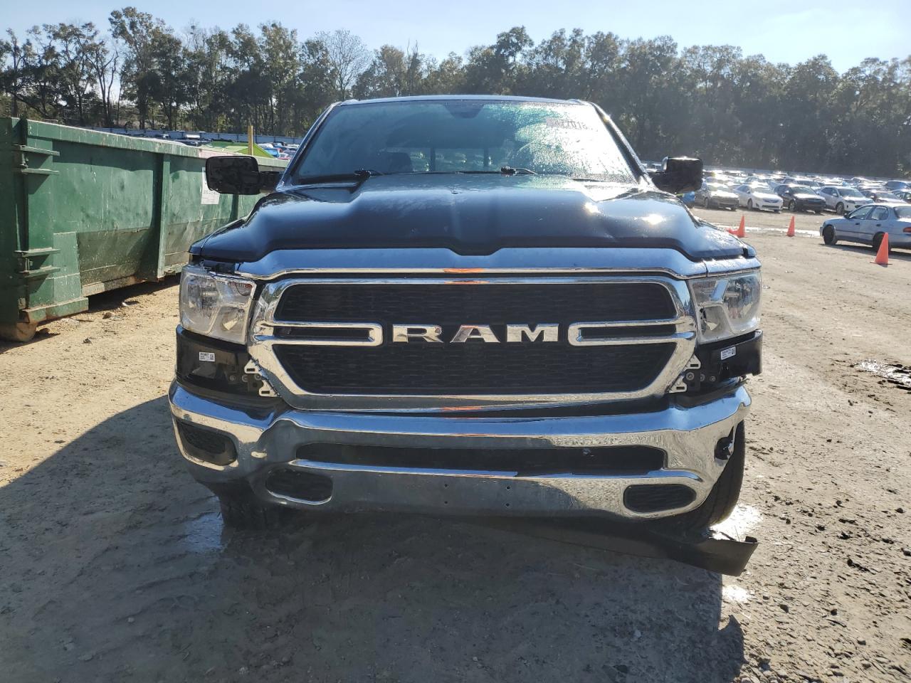 2019 RAM 1500 - Image 5