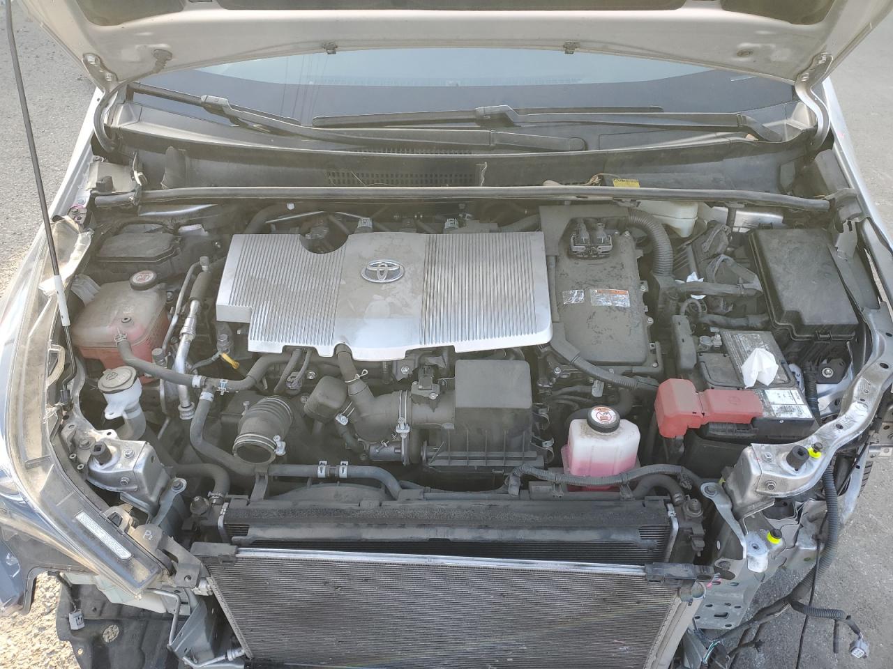 2016 Toyota Prius - Image 13