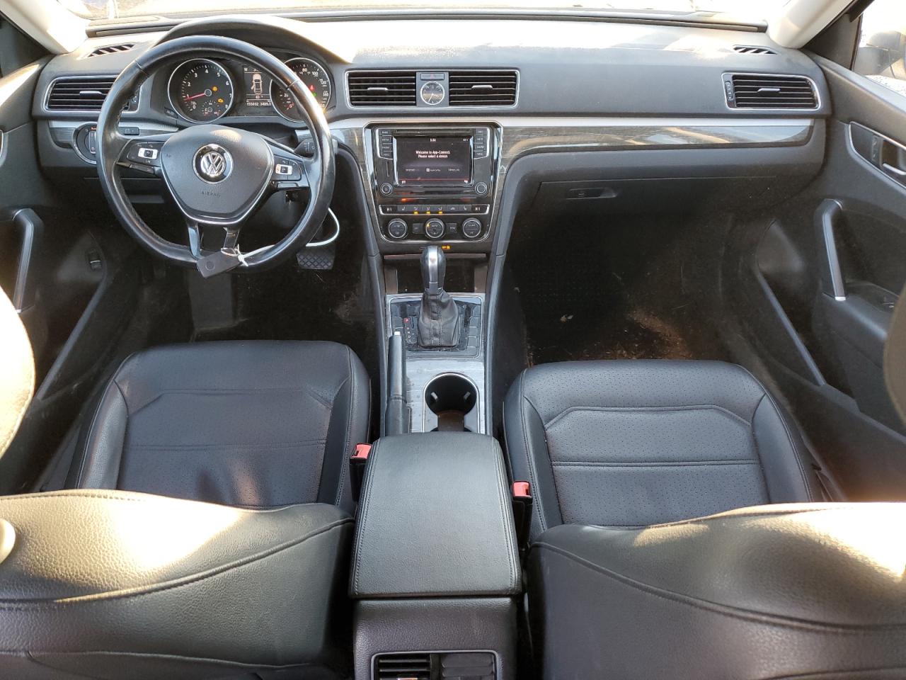 2016 Volkswagen Passat - Image 8