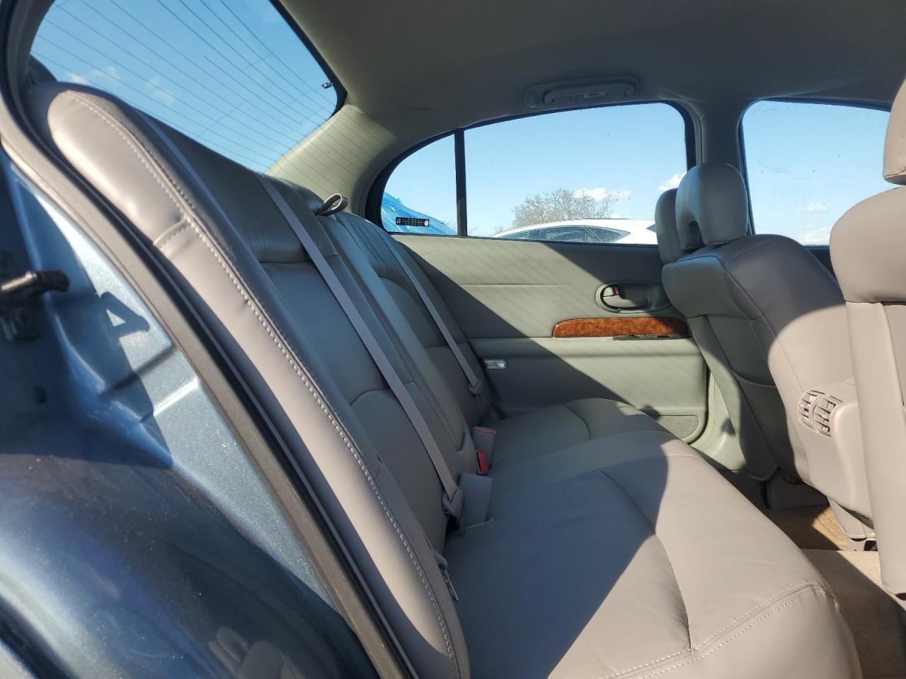 2002 Buick LeSabre - Image 10