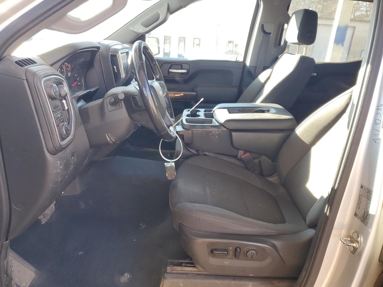 2019 Chevrolet Silverado - Image 7