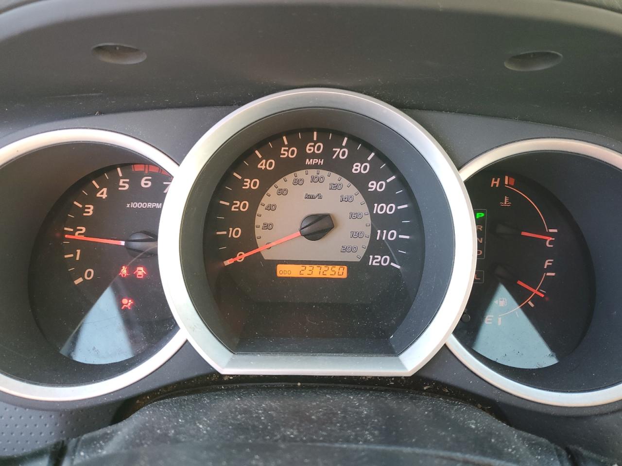 2009 Toyota Tacoma - Image 9