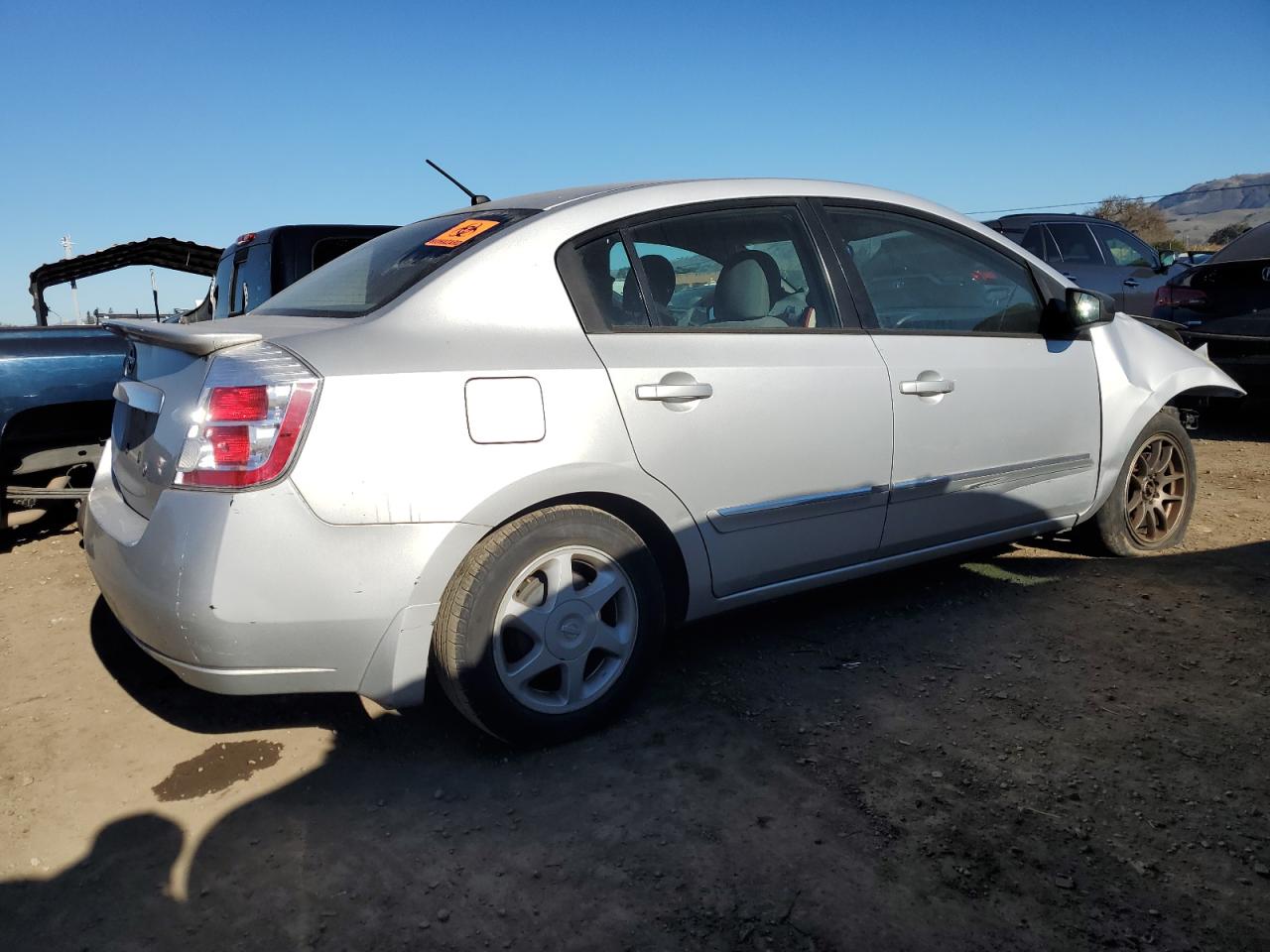 2012 Nissan Sentra - Image 3