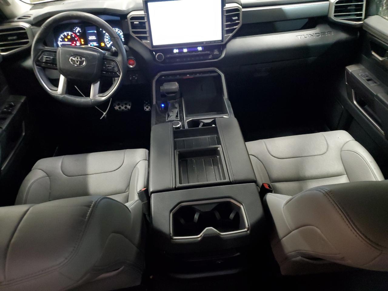 2023 Toyota Tundra - Image 8