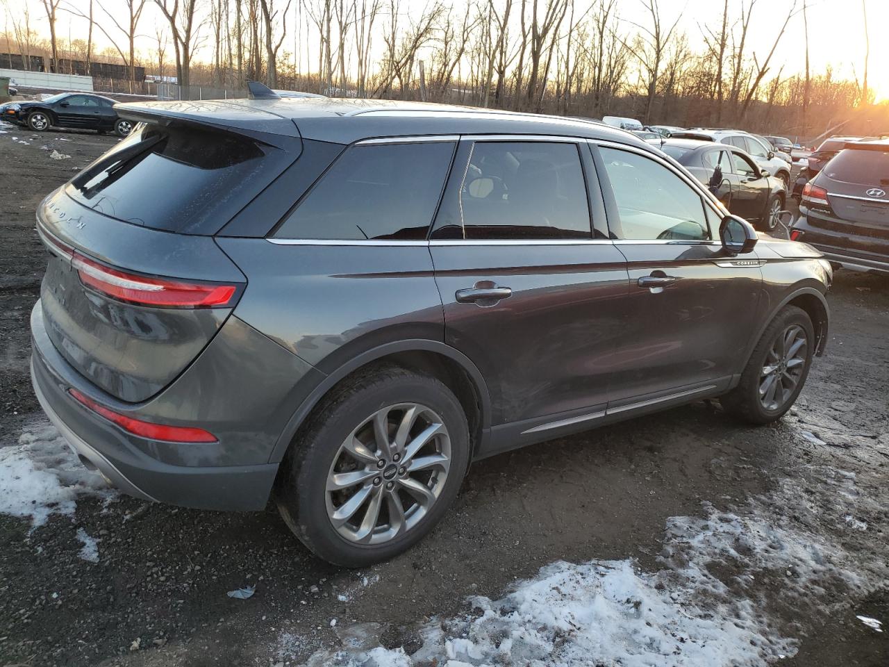 2020 Lincoln Corsair - Image 3