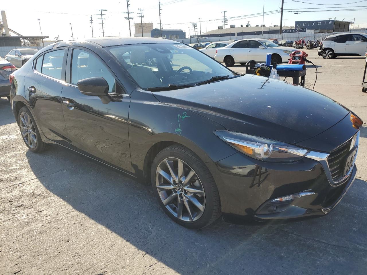 VIN 3MZBN1W36JM182350 2018 MAZDA 3 no.4