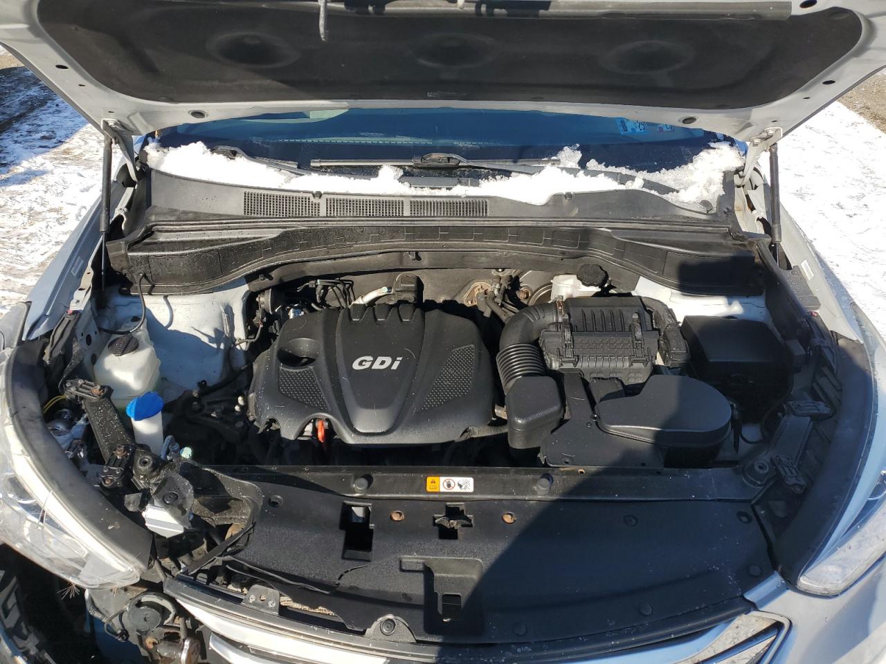 2015 Hyundai Santa Fe - Image 12