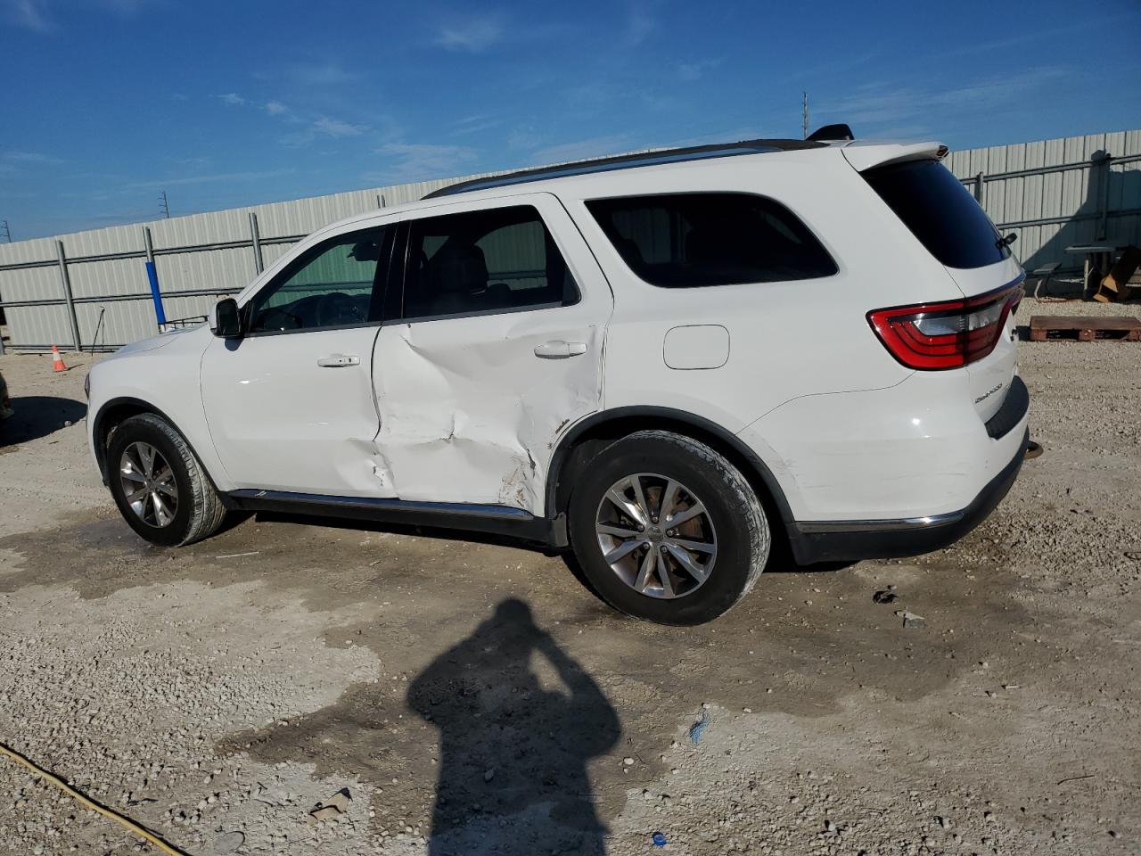 2016 Dodge Durango - Image 2