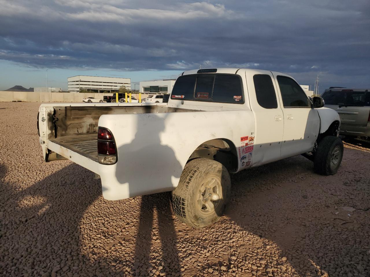2000 Toyota Tundra - Image 3
