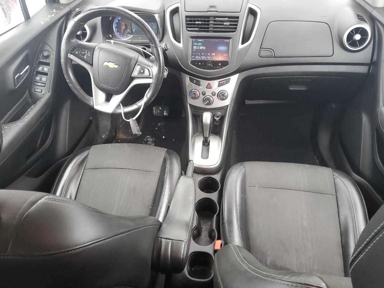 VIN 3GNCJPSB5GL277006 2016 CHEVROLET TRAX no.8